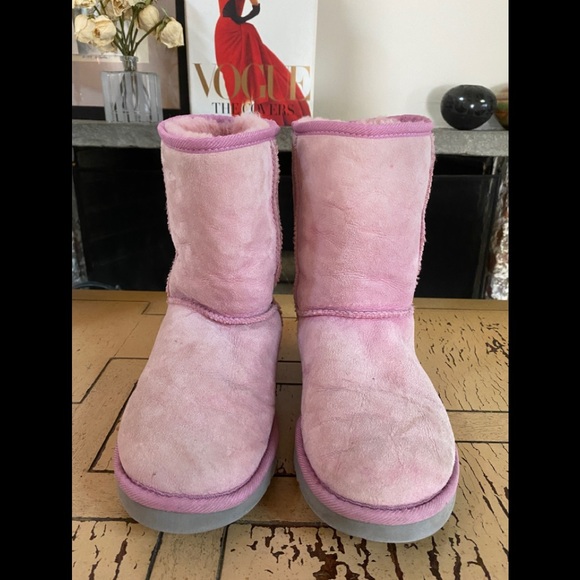 UGG Pink Short Boots - Picture 3 of 7